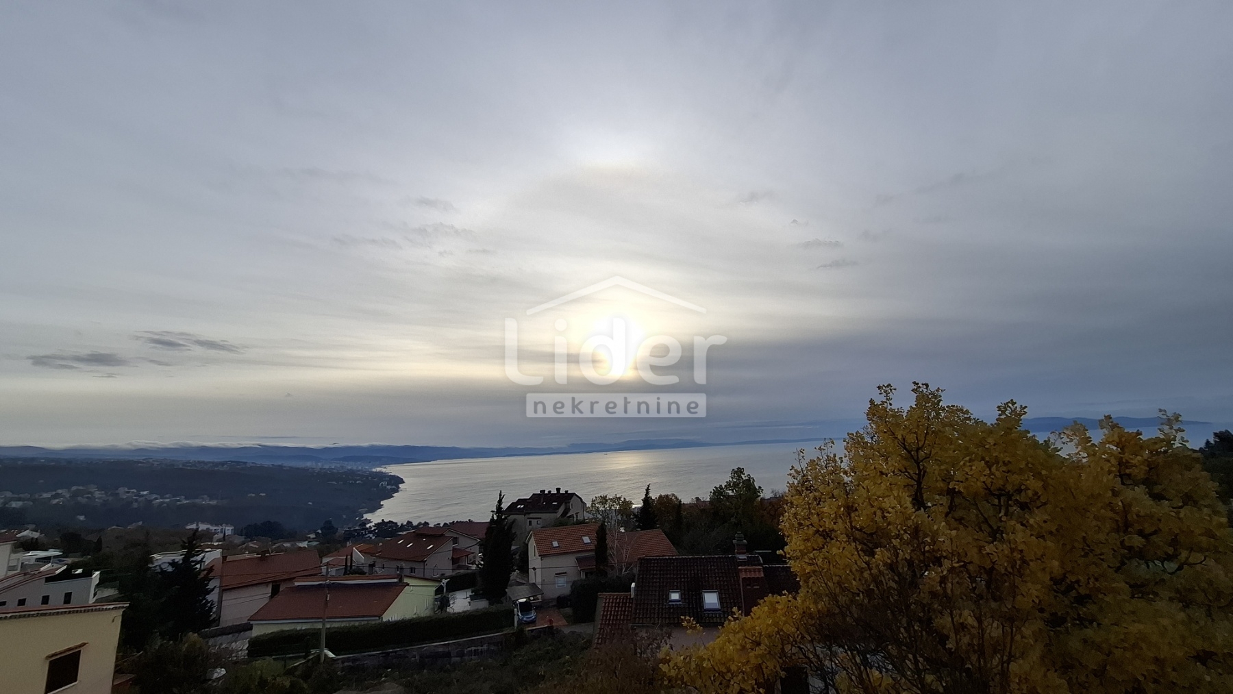 Flat Pobri, Opatija - Okolica, 77m2