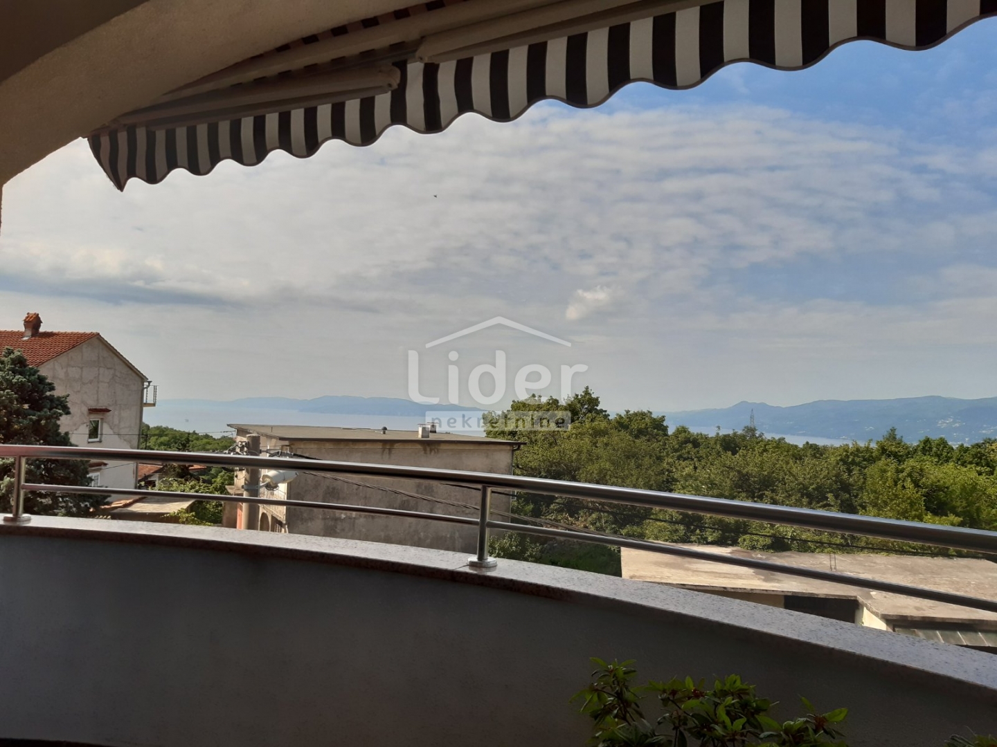 Wohnung Marinići, Viškovo, 90m2