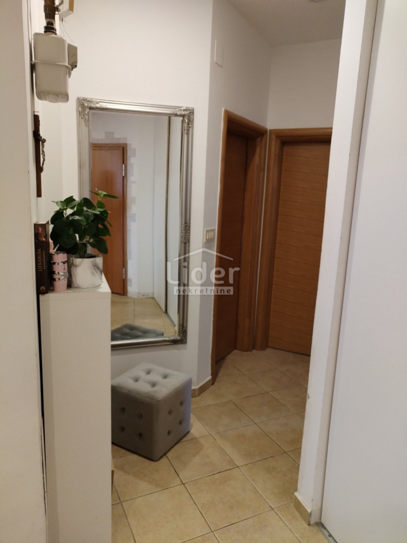 Wohnung Marinići, Viškovo, 90m2