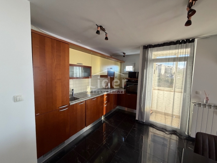 Wohnung Krnjevo, Rijeka, 88m2