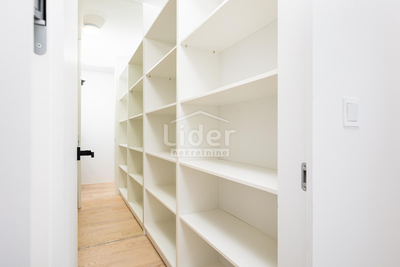 Flat Belveder, Rijeka, 65m2