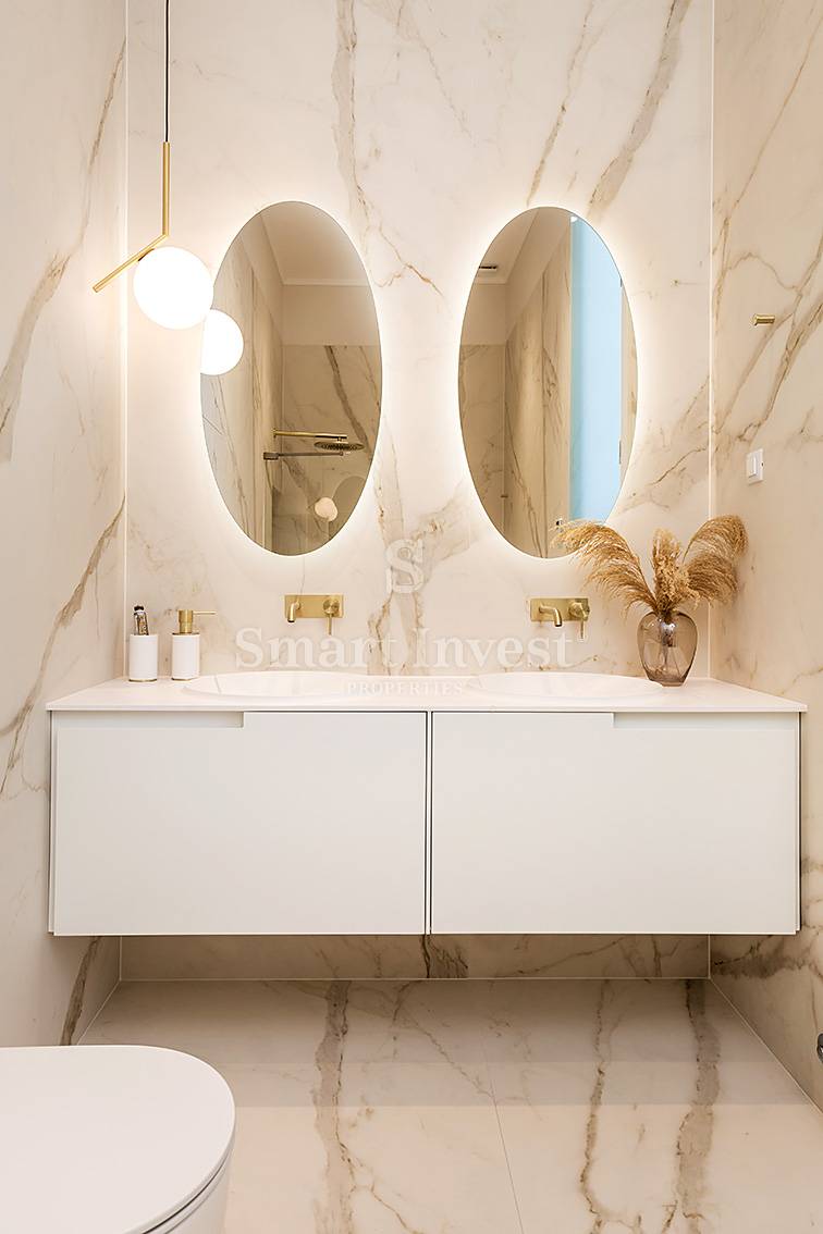 OPATIJA – CENTAR, luksuzan stan 1S+DB s terasom i pogledom na more, 1. red do mora (A9)