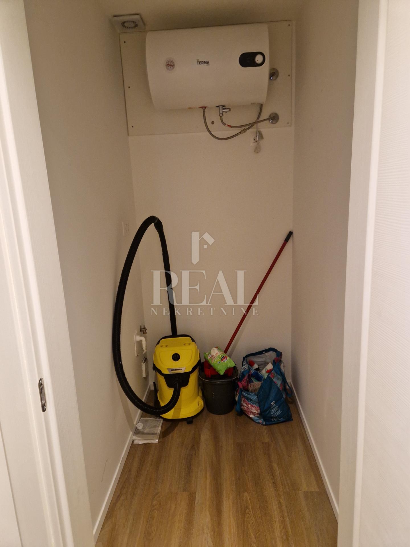 RIJEKA-STAN U CENTRU GRADA ZA NAJAM, 1S+DB OD 45 m2