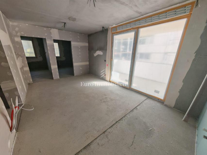 Stan u novogradnji, Senj