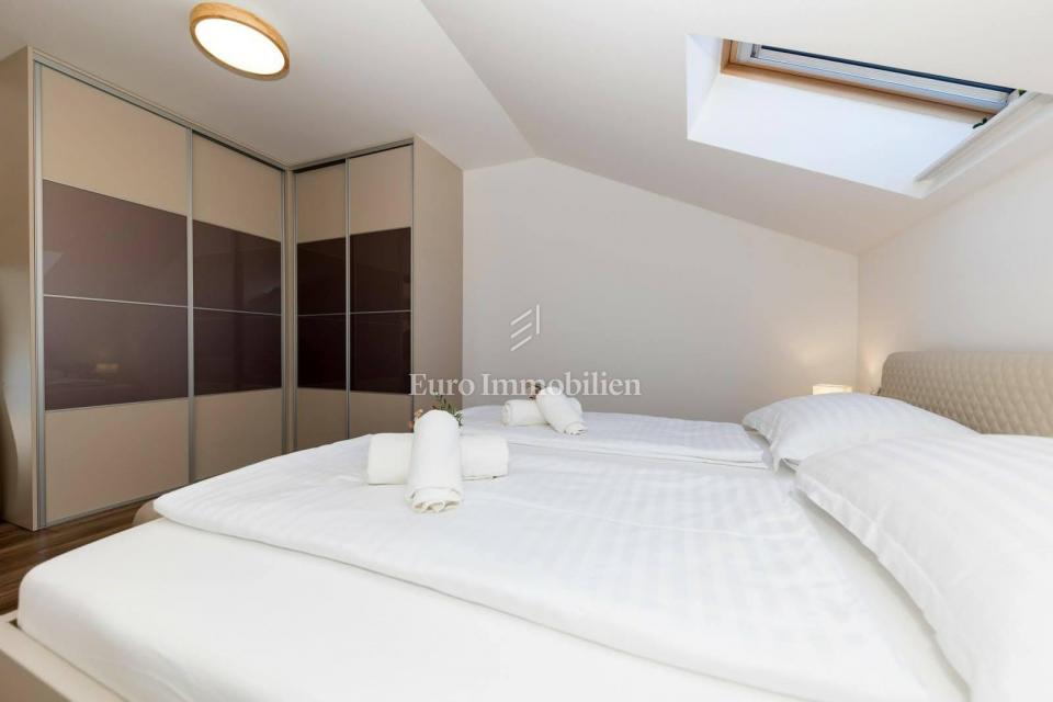 Modern flat near sea with two terraces and sea view