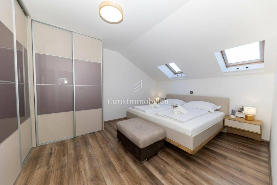 Modern flat near sea with two terraces and sea view