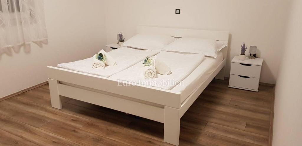 Modern flat near sea with two terraces and sea view