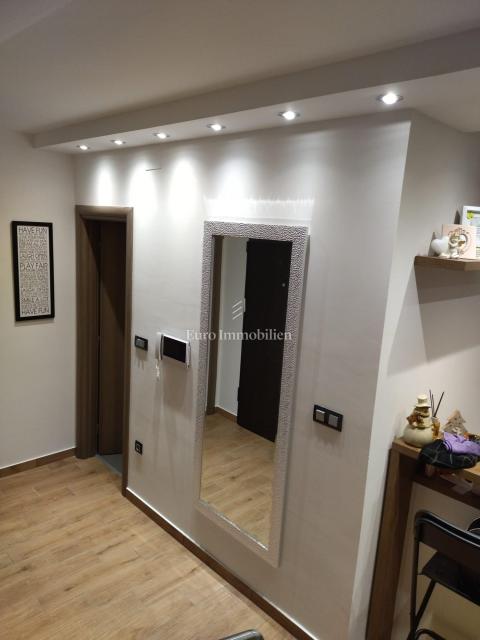 Modern flat near sea with two terraces and sea view