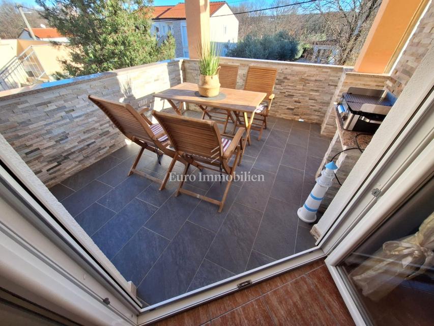 Malinska – two apartments with garden and parking