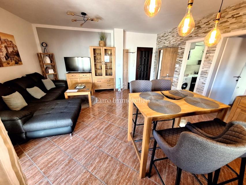 Malinska – two apartments with garden and parking