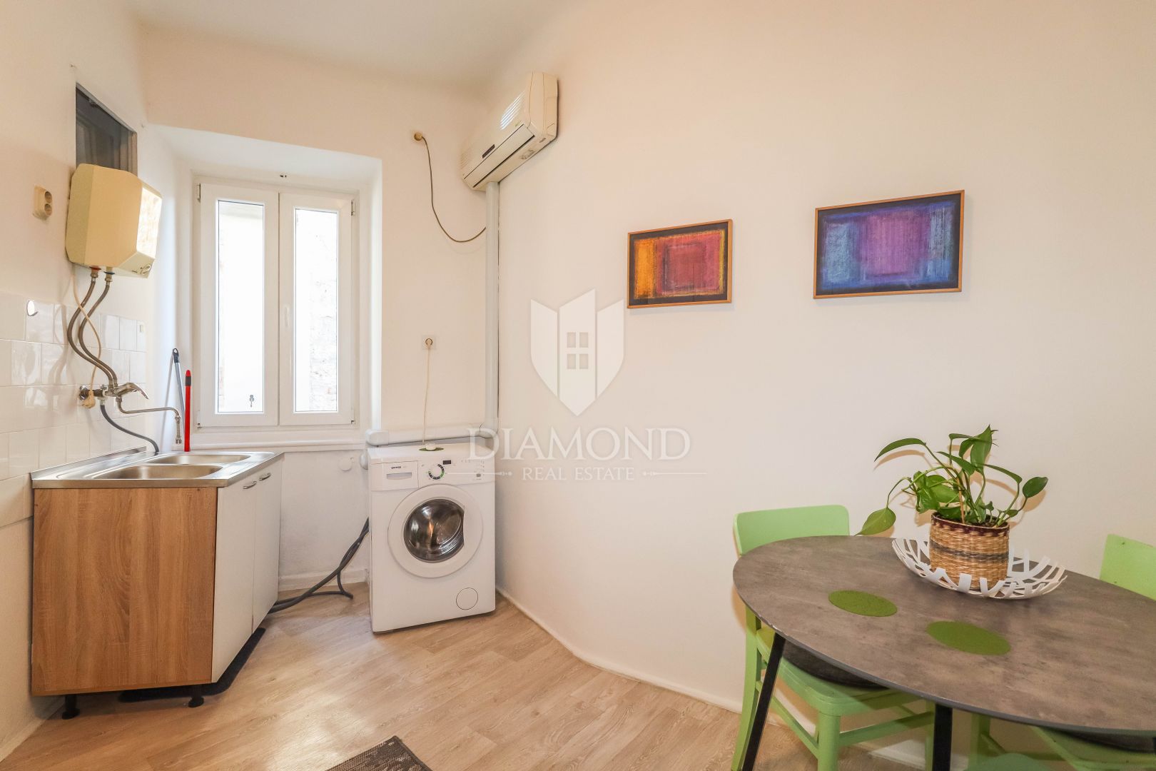 Rovinj!Prostran svijetao stan!