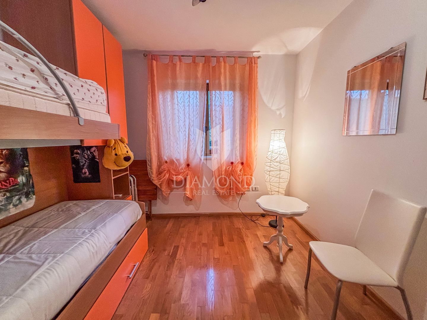 Exklusiv! Novigrad, Erdgeschosswohnung 100 m vom Strand entfernt!