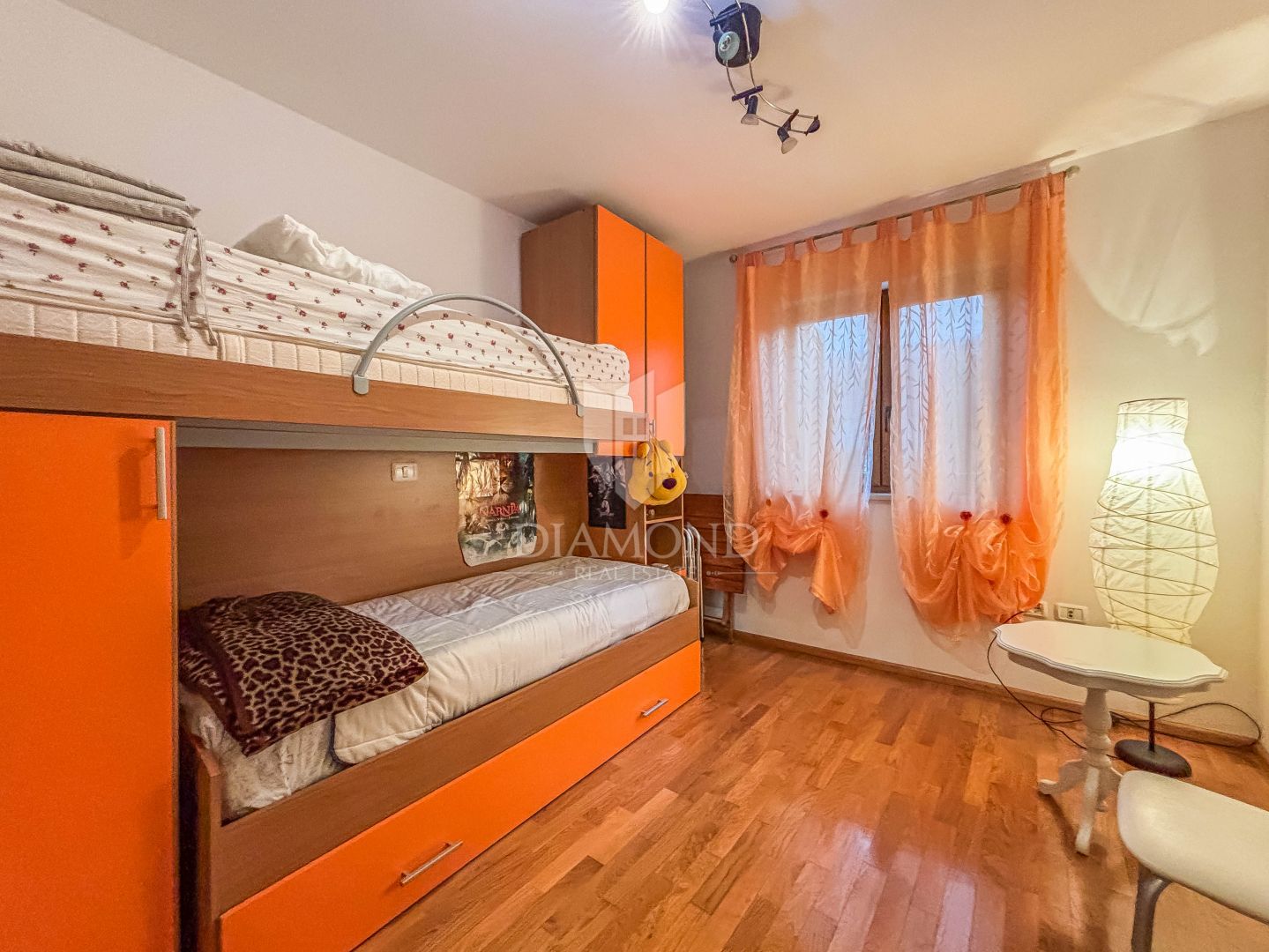 Exklusiv! Novigrad, Erdgeschosswohnung 100 m vom Strand entfernt!