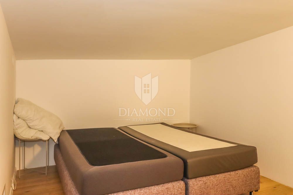 Apartment Centar, Pula, Mletačka ulica 12, 400m2