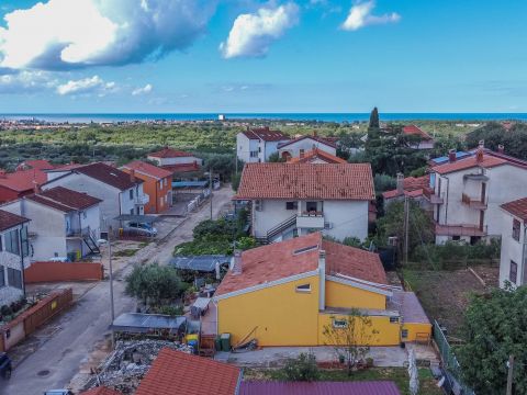 Umag- sourrounding, detached house near the city!