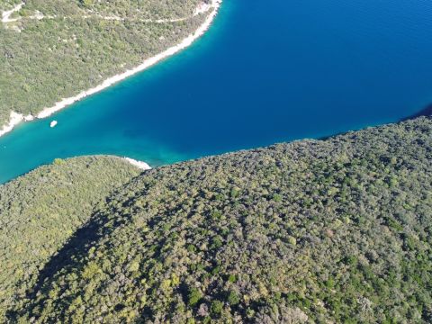 Kmetijska zemljišča ob morju naprodaj – Rabac, Istra