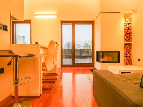 Apartment , Centar, Samobor, 57 m&sup2;