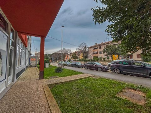 Umag, two-bedroom apartment on the first floor!