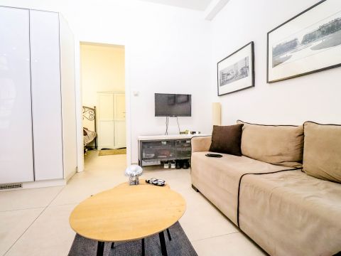 Apartment  Donji grad, Donji Grad, 40m2