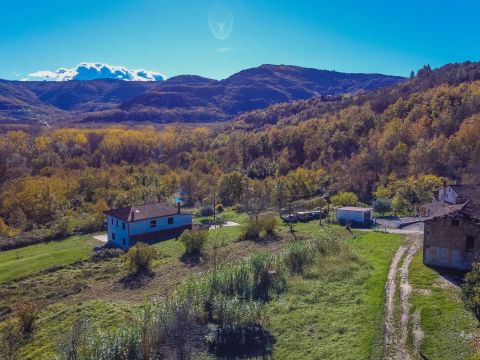Motovun und Umgebung &ndash; Steinhaus mit vielen M&ouml;glichkeiten!