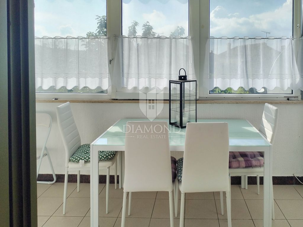 Poreč, spacious apartment for rent near the city!