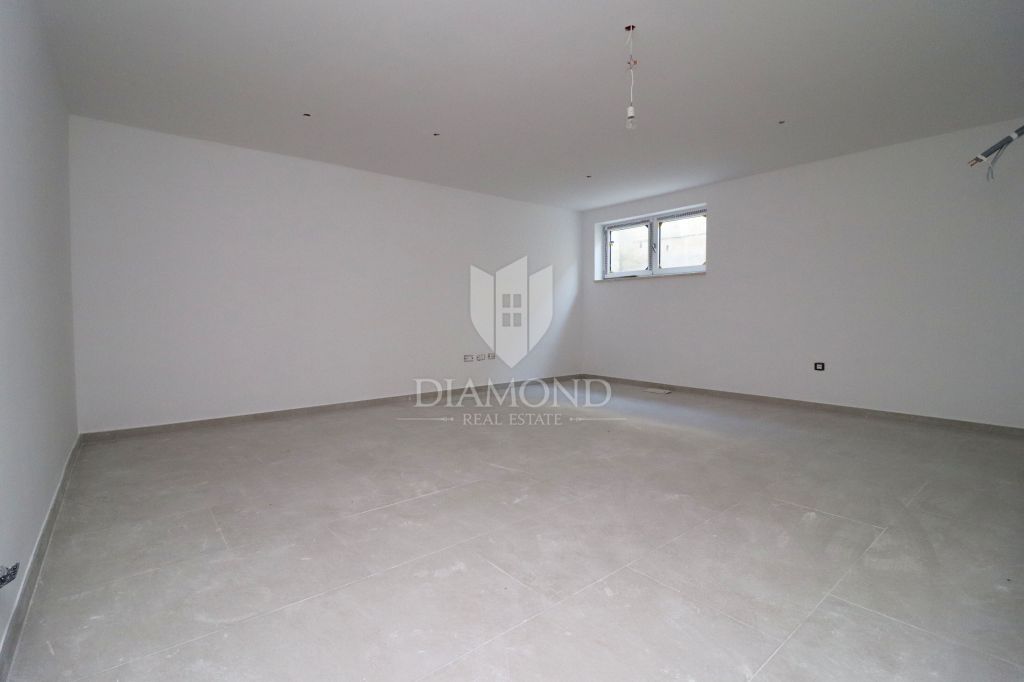 Parenzo, villa moderna in una posizione esclusiva