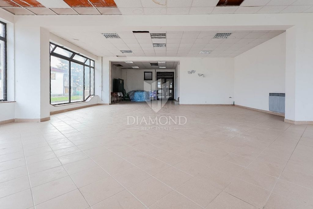 Zagreb, Zapre&scaron;ić, commercial space for an excellent investment!