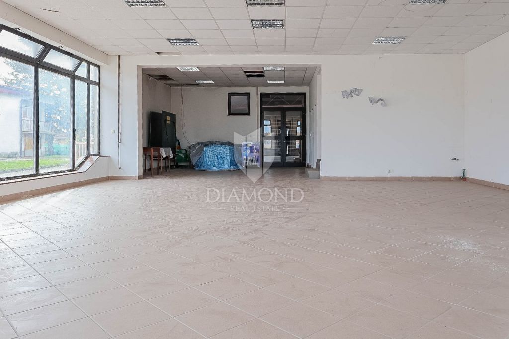 Zagreb, Zapre&scaron;ić, commercial space for an excellent investment!