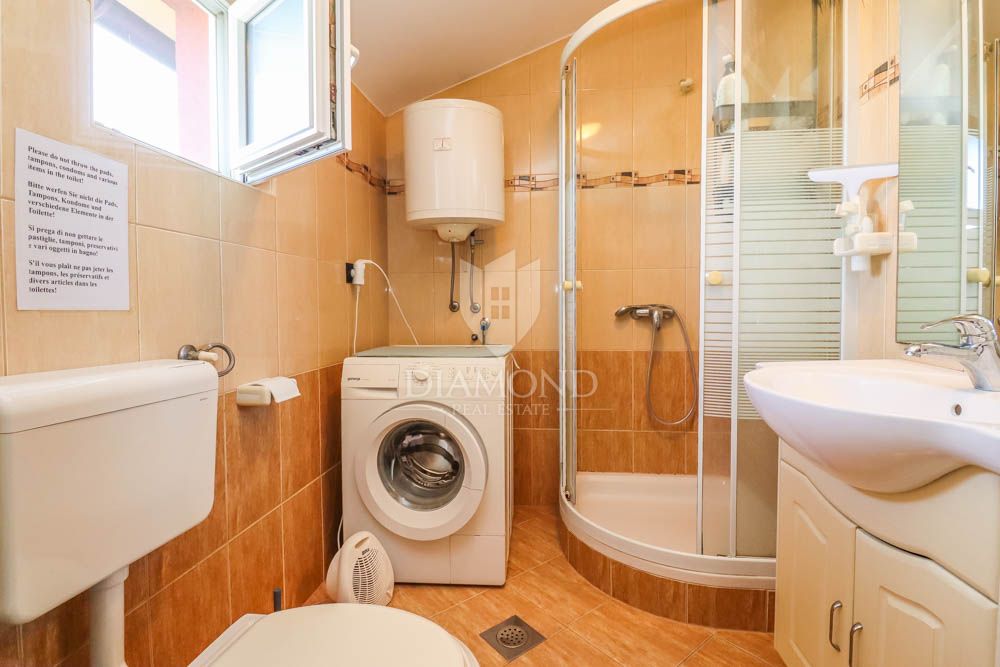 Pula okolica, vi&scaron;enamjenska kuća u prirodi