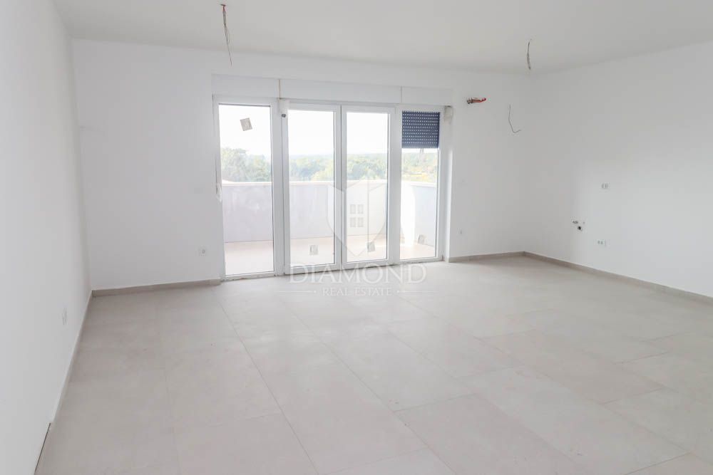 Fažana, surroundings, semi-detached house with sea view