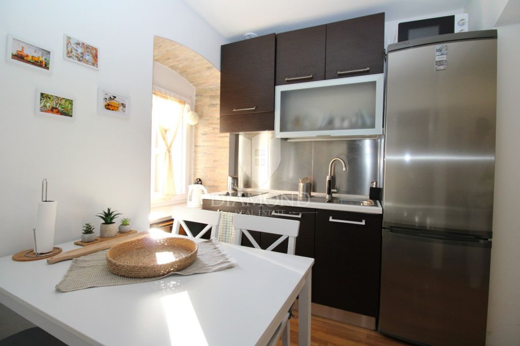 JU&Scaron;IĆI, MATULJI - Two residential units