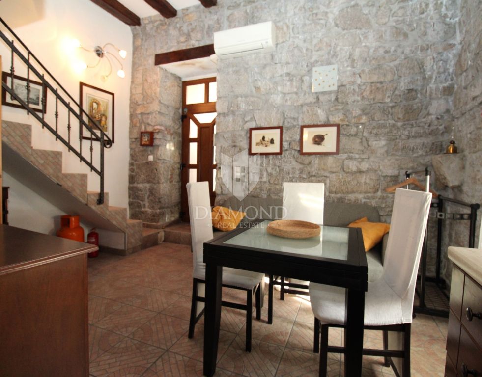 JU&Scaron;IĆI, MATULJI - Two residential units