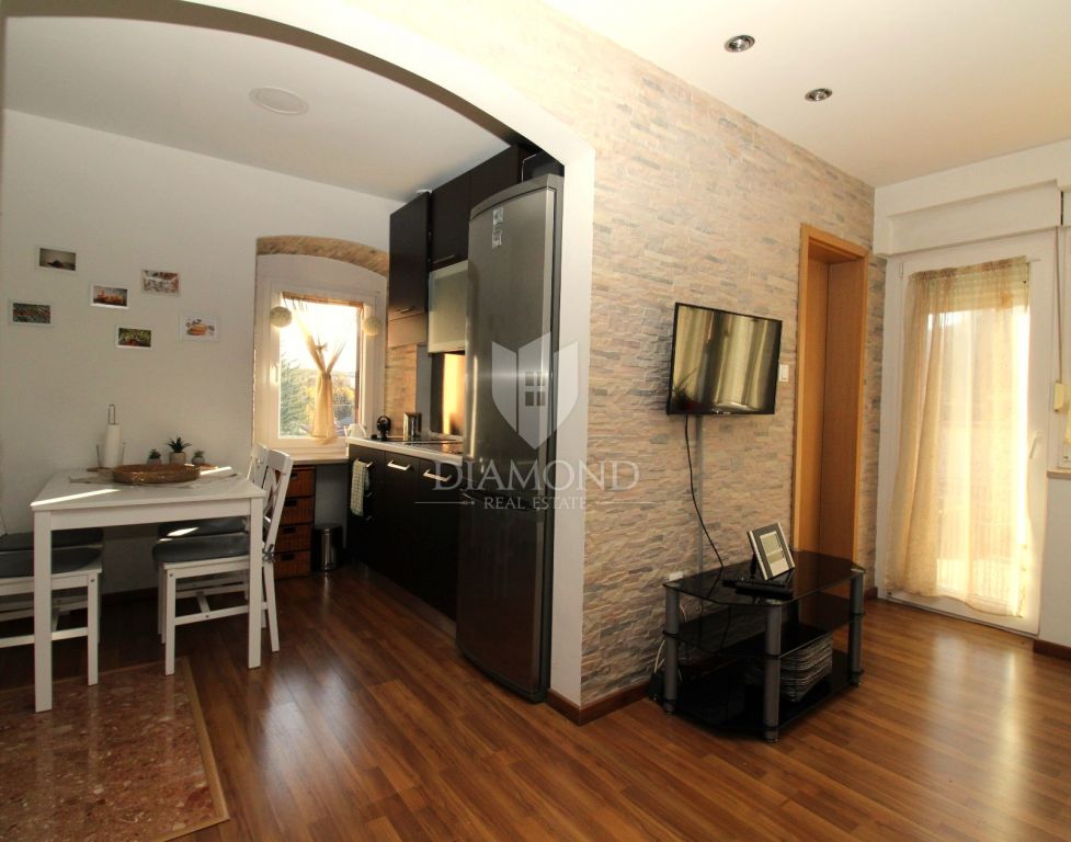 JU&Scaron;IĆI, MATULJI - Two residential units