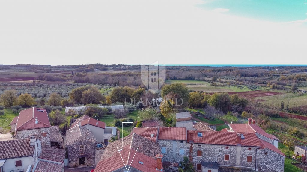 Umag, okolica - avtentična hi&scaron;a z vrtom!