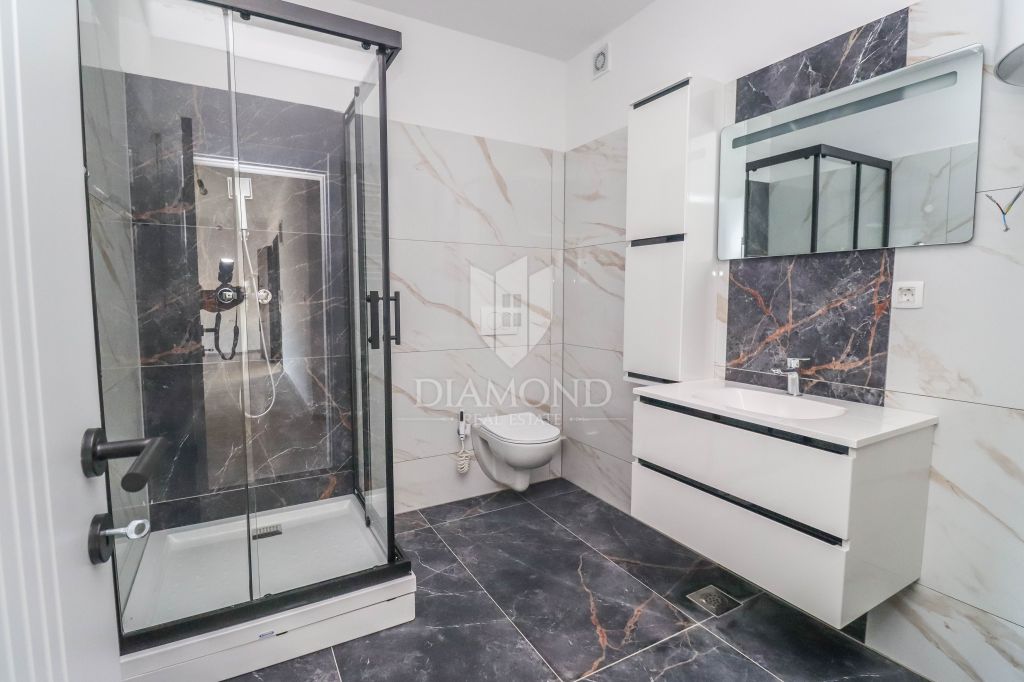 Medulin, two-bedroom apartment in a new building in a peaceful location