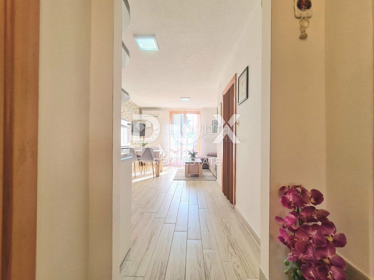 ISTRA, UMAG - Dvoetažni stan 200 m od mora!