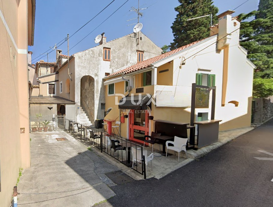 RIJEKA, TRSAT - Top location - house for living, business or investment, 80m2