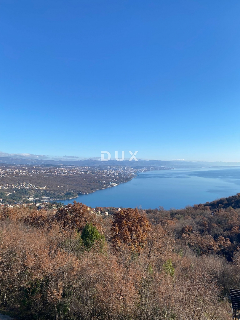 OPATIJA, BREGI – Freistehendes Haus 400 m² + Garten 826 m² + 3 Garagen mit Meerblick! Gelegenheit!