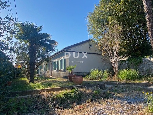 OPATIJA, MATULJI, CENTAR - samostojeća kuća + okućnica na odličnoj lokaciji! PRILIKA!