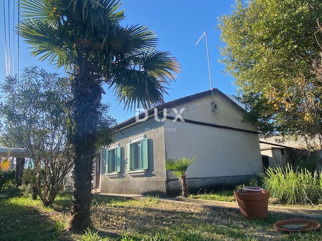 OPATIJA, MATULJI, CENTAR - samostojeća kuća + okućnica na odličnoj lokaciji! PRILIKA!