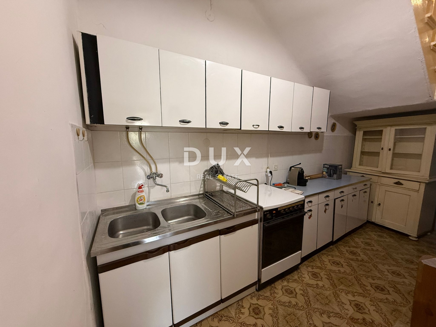 ISTRA,POREČ - Autentična istarska kuća s dvije stambene jedinice