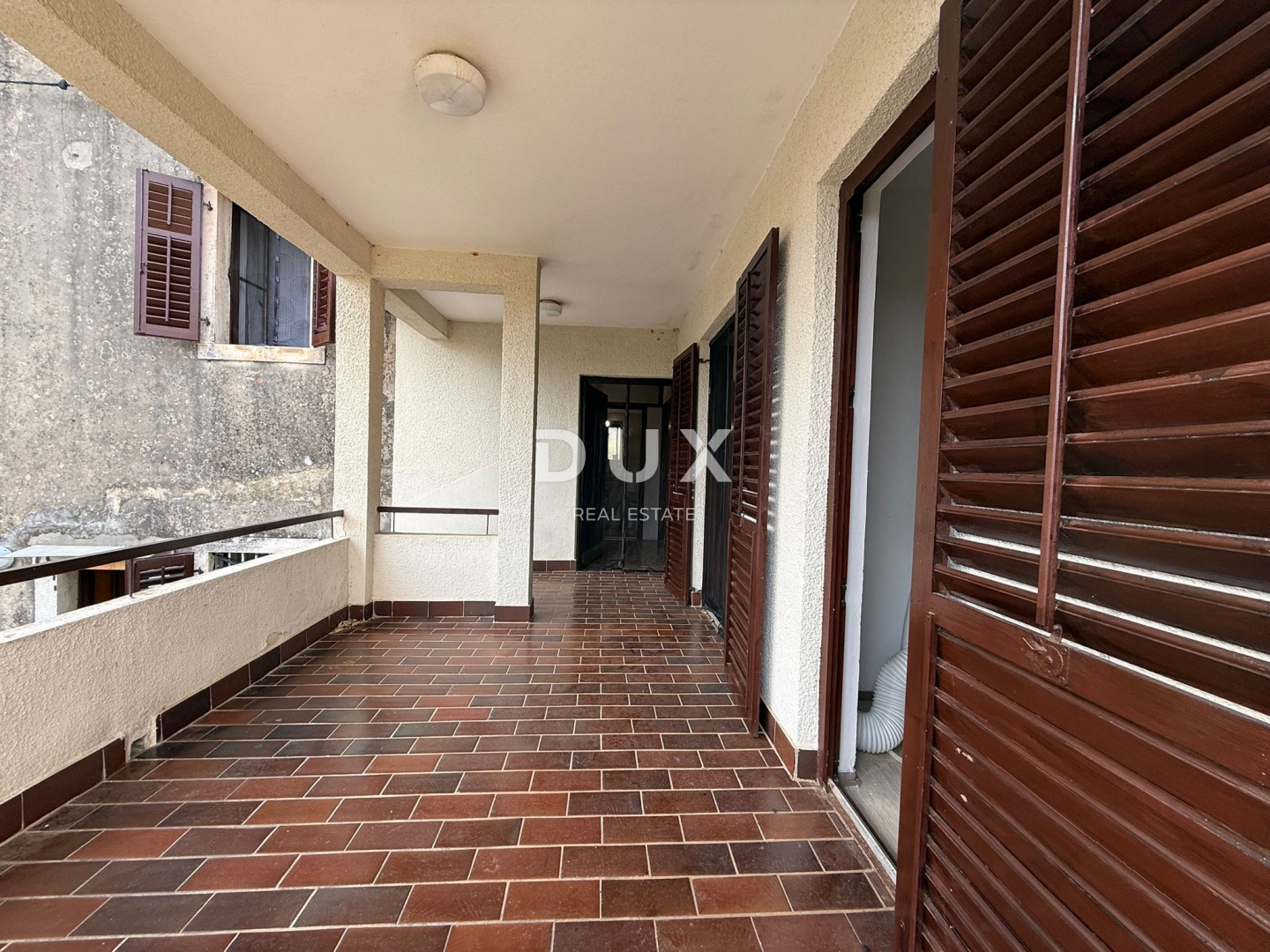 ISTRA,POREČ - Autentična istarska kuća s dvije stambene jedinice