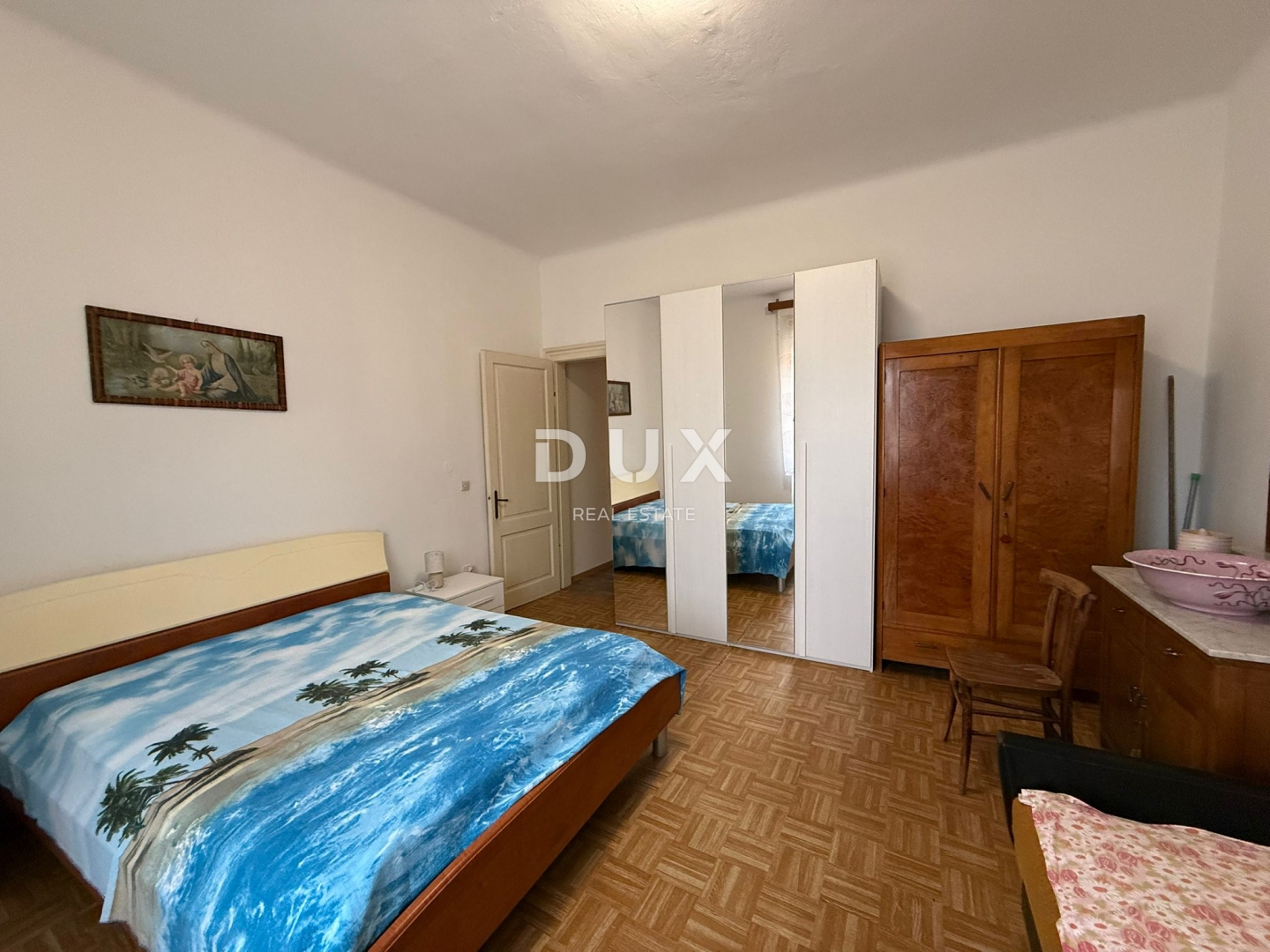 ISTRIA, POREČ - Authentic Istrian house with two residential units