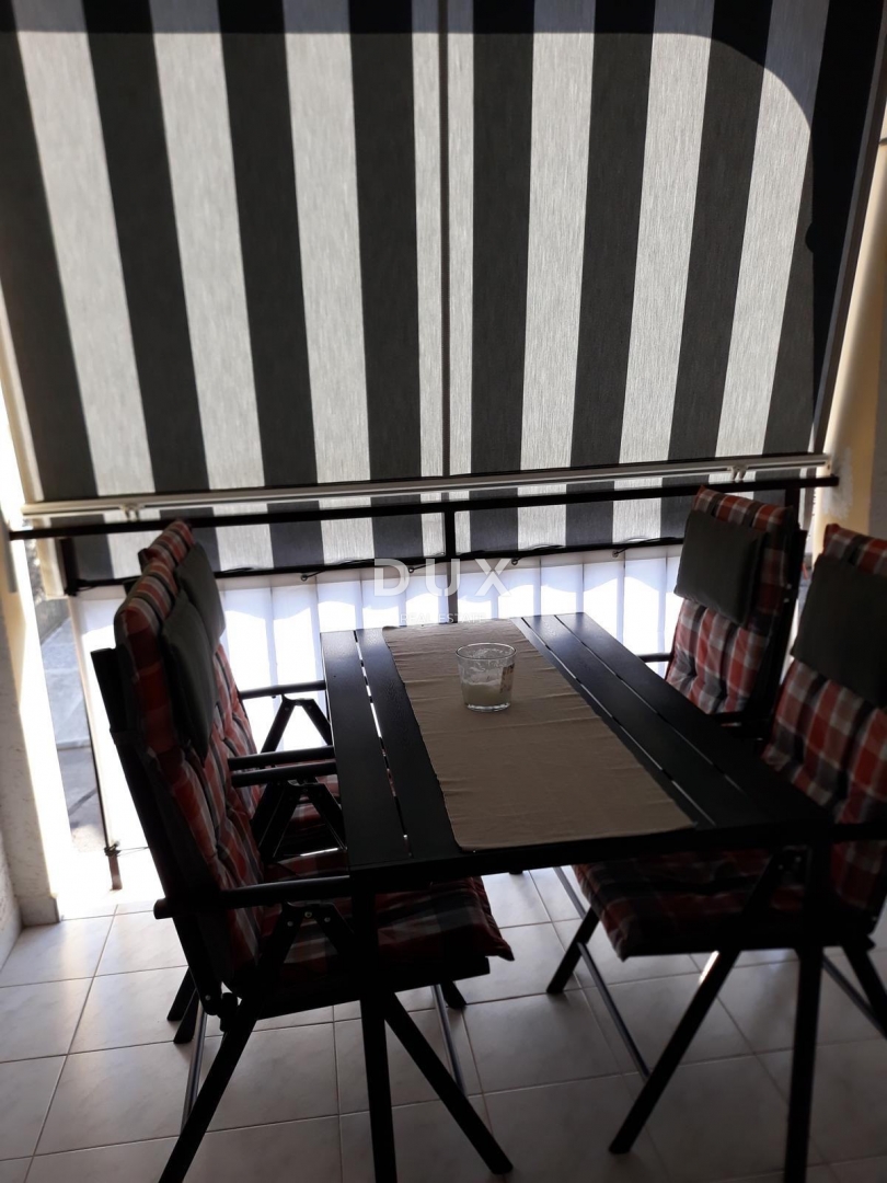 CRIKVENICA, DRAMALJ - stan od 33,79 s pogledom na more i s parkirnim mjestom