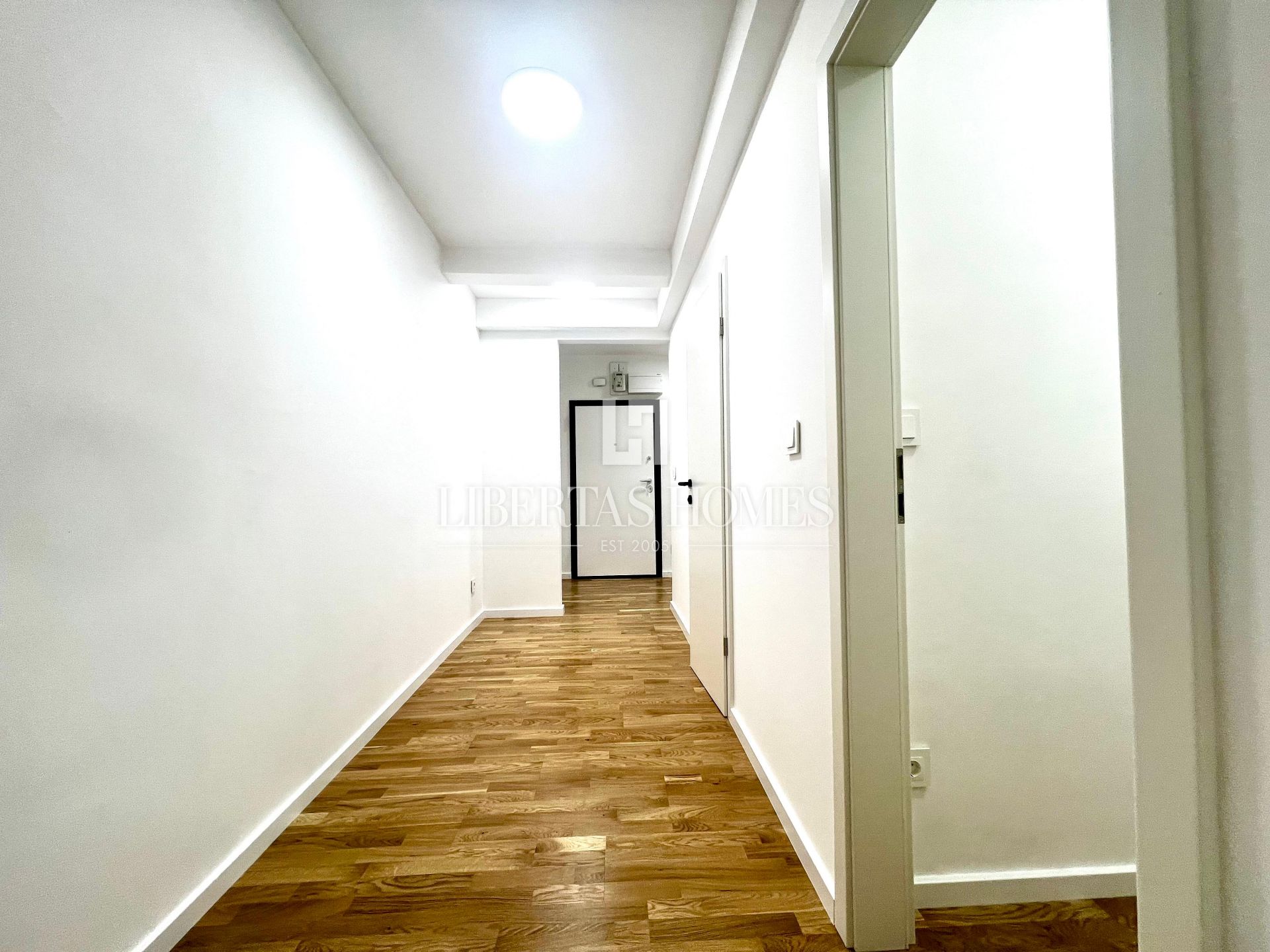 Flat Studentski grad, Gornja Dubrava, 77m2