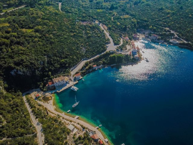 Jedinstvena kuća za višestruku turističku namjenu s vlastitom rivom, okolica Dubrovnika