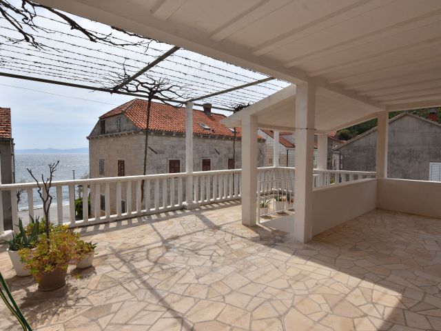 Sale of a stone house with a beautiful sea view on Pelješac, Trstenik