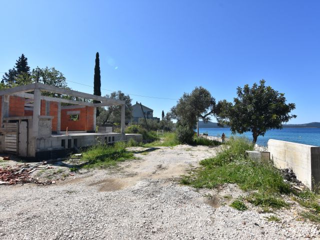 House by the sea for sale, unfinished construction / SLAĐENOVIĆI / DUBROVNIK