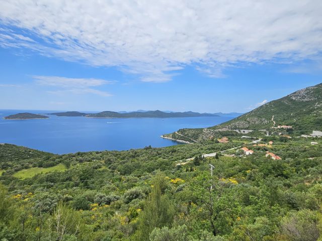  Sale of construction land with a view of the sea in the vicinity of Dubrovnik