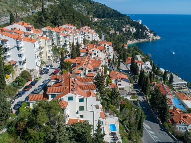 Trosobni stan s pogledom na more i Stari grad na prodaju, Dubrovnik